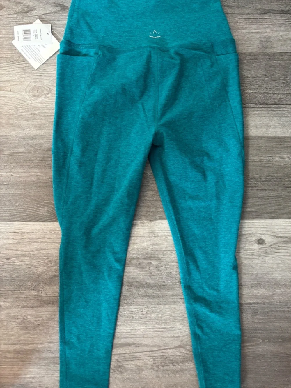 Beyond Yoga Spacedye heather leggings - NWT - Picture 3 of 3